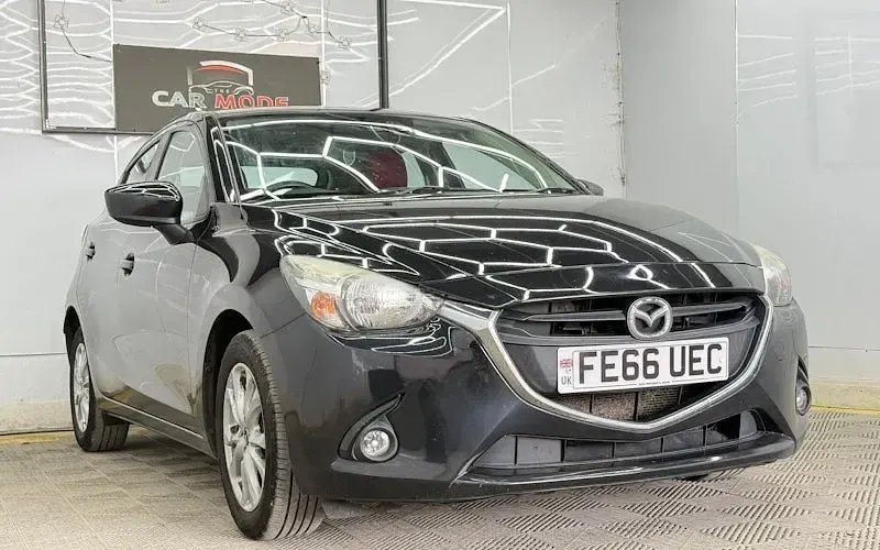 Used Mazda 2 Edition 90 HP (66 kW) 2016 Black Hatchback