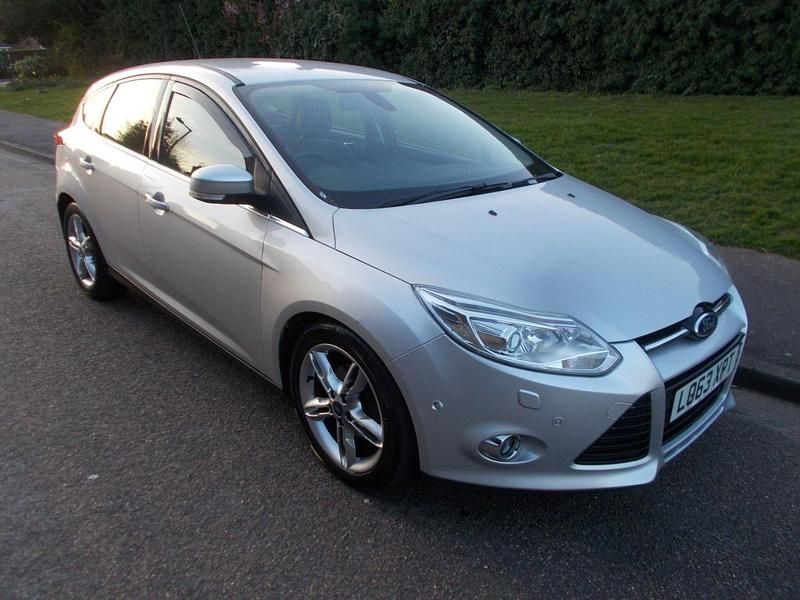 Used Ford Focus Titanium X 115 HP (84 kW) 2014 Silver Hatchback
