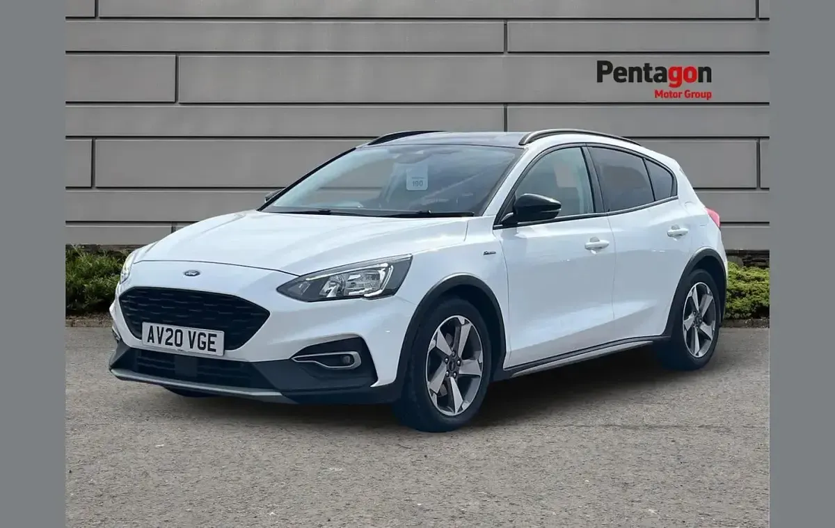 Used Ford Focus Active 123 HP (90 kW) 2020 White Hatchback