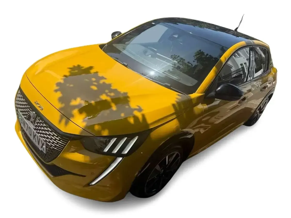 Used Peugeot e-208 GT 100 kW (136 HP) 2021 Yellow Hatchback
