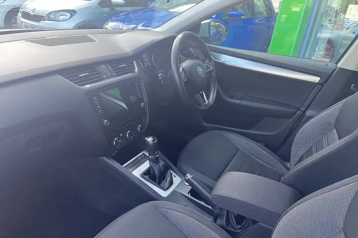 Gebraucht Skoda Octavia 85 PS (62 kW) 2018 Silber Kombi