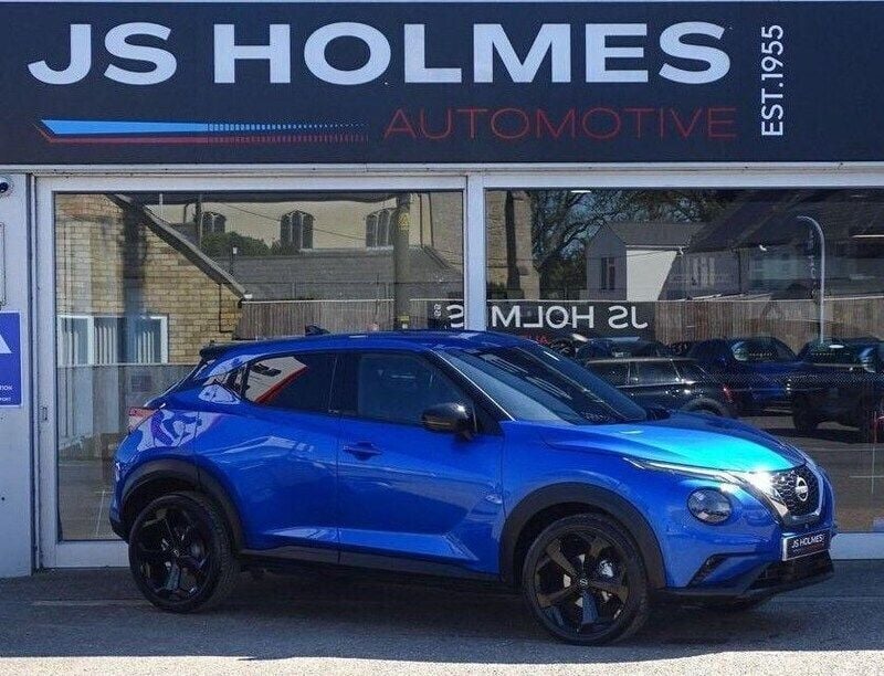Blue New 2025 Nissan Juke Tekna SUV | £23,990 - Image 1/4