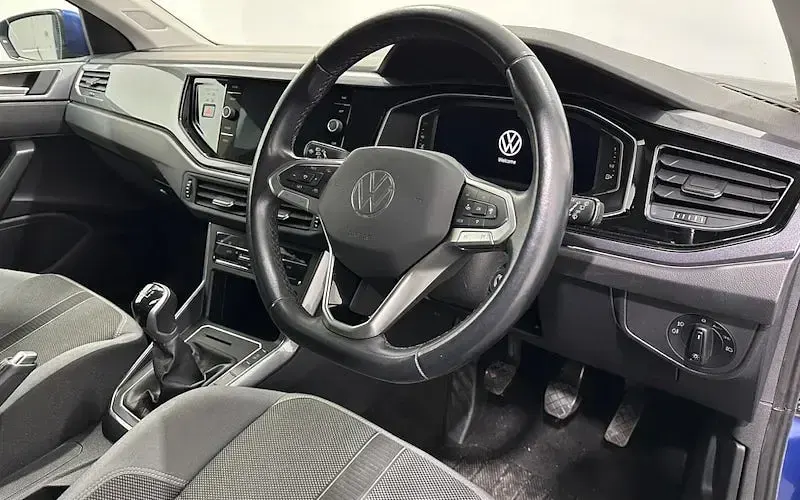 Used VW Polo Style 95 HP (69 kW) 2021 Blue Hatchback