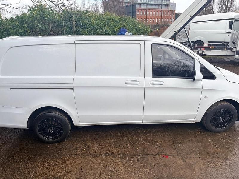 Used Mercedes Vito 114 HP (83 kW) 2019 White Van
