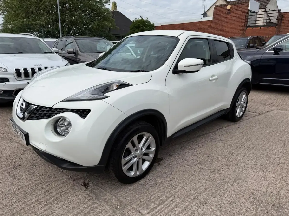 Begagnad Nissan Juke Acenta 2016 Vit SUV
