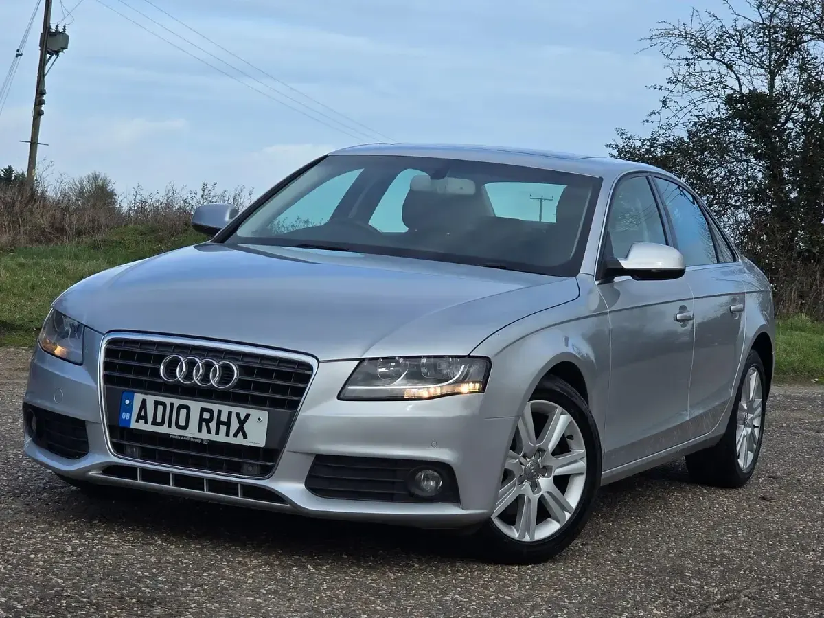 Used Audi A4 Design 143 HP (105 kW) 2010 Silver Sedan