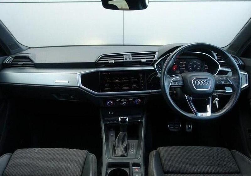 Used Audi Q3 Comfort 2019 Grey SUV