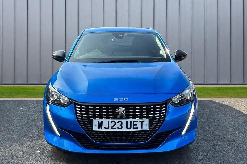 Used Peugeot 208 Allure+ 99 HP (72 kW) 2023 Blue Hatchback