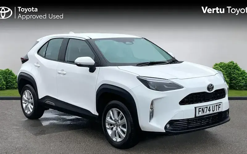 Used Toyota Yaris Hybrid 116 HP (85 kW) 2026 Estate