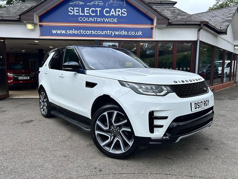 White Used 2017 Land Rover Discovery 5 HSE Luxury SUV | £24,495 (Fair price) - Image 1/4