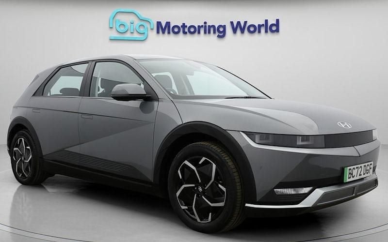 Used Hyundai Ioniq SE 125 kW (170 HP) 2023 Hatchback