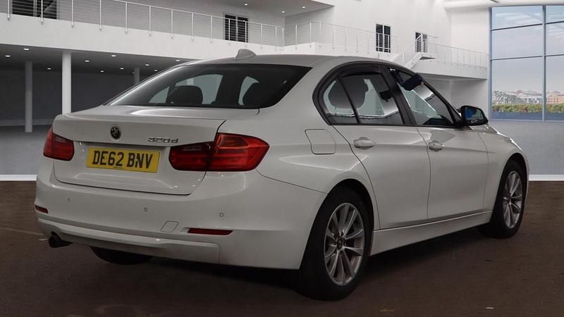 Used BMW 320 2012 White Sedan