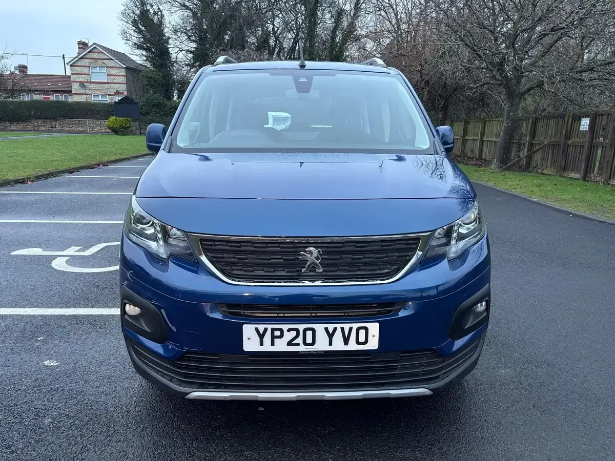 Used Peugeot Rifter Allure 131 HP (96 kW) 2020 Blue MPV