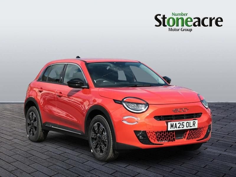 Blue New 2025 Fiat 600 Hatchback | £17,990 (Super price) - Image 1/2