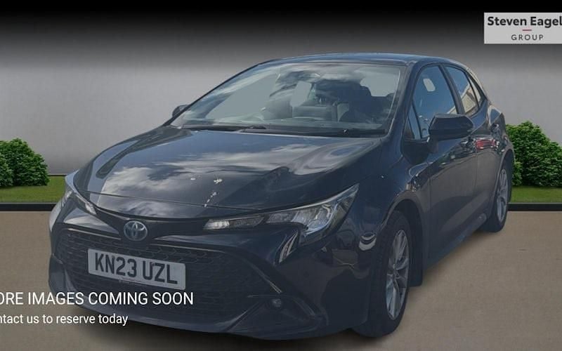 Used Toyota Corolla 140 HP (102 kW) 2026 Hatchback