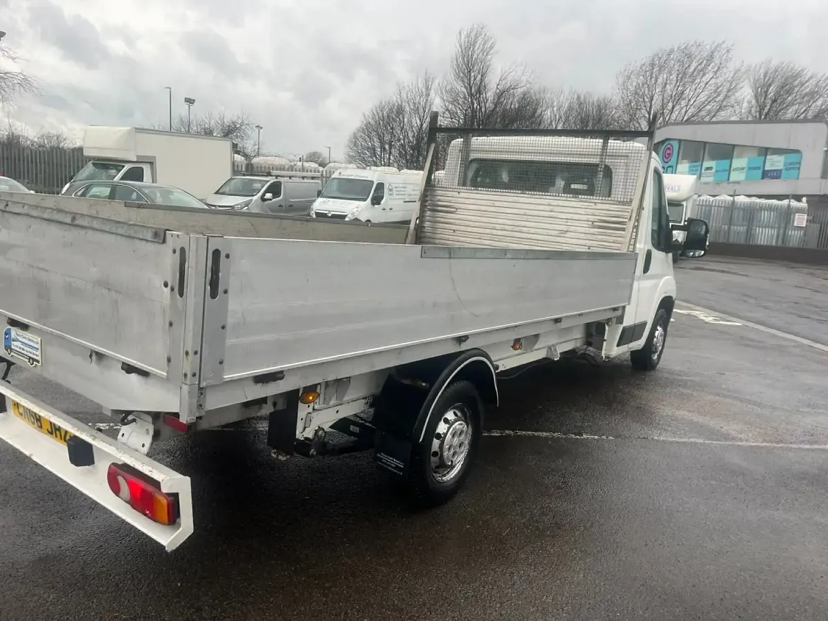 Used Citroën Relay 130 HP (95 kW) 2018 White Van