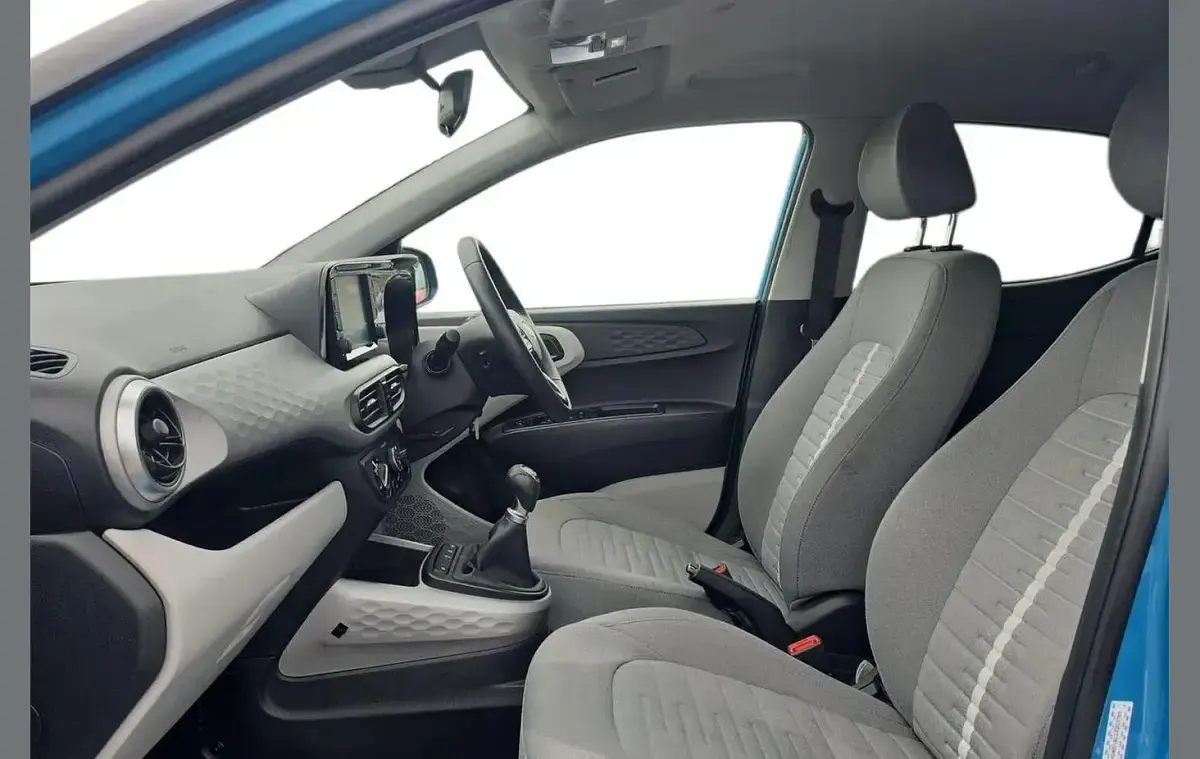 Used Hyundai i10 Premium 65 HP (47 kW) 2020 Other Hatchback