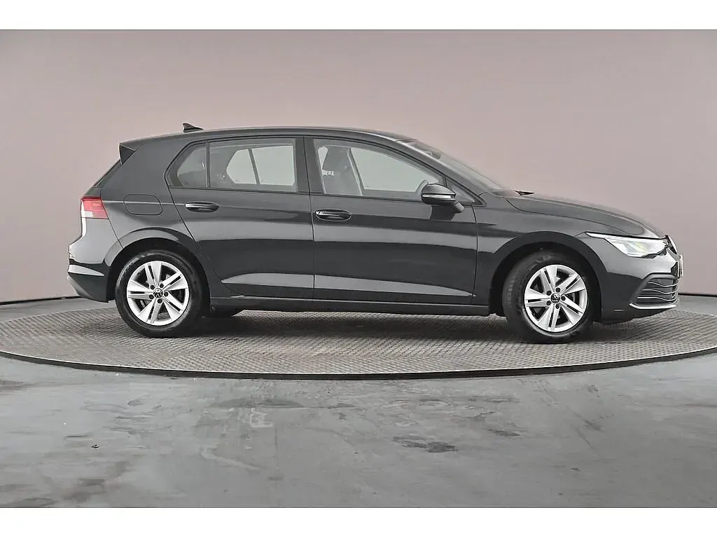 Used VW Golf VII 150 HP (110 kW) 2021 Hatchback