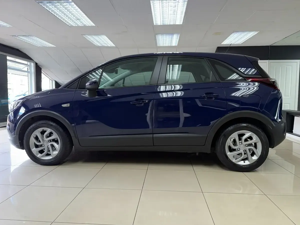 Used Vauxhall Crossland X 2018 Blue SUV