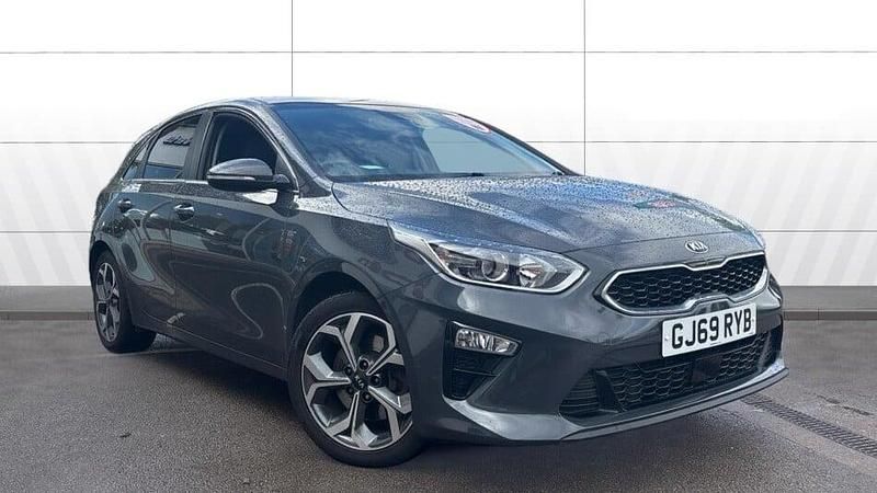 Grey Used 2019 Kia Ceed 3 Hatchback | £11,177 (Fair price) - Image 1/3