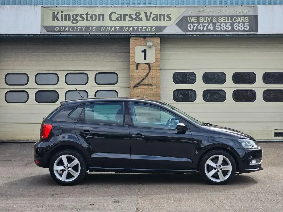 Used VW Polo SEL 110 HP (80 kW) 2015 Black Hatchback
