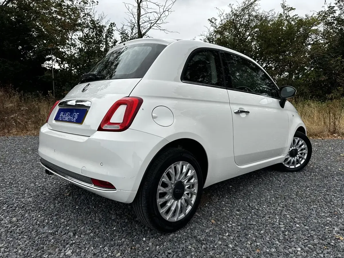 Used Fiat 500 Lounge 69 HP (50 kW) 2017 White Hatchback