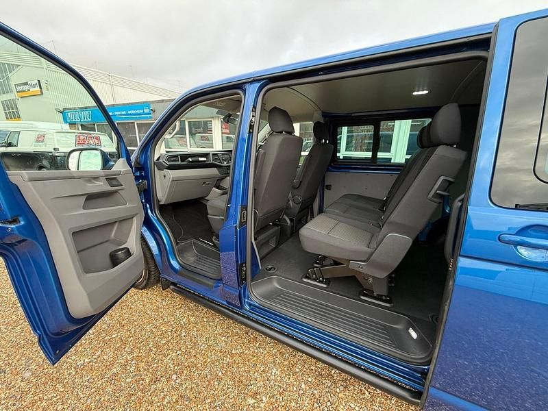 Used VW Transporter Highline 150 HP (110 kW) 2023 Blue Van