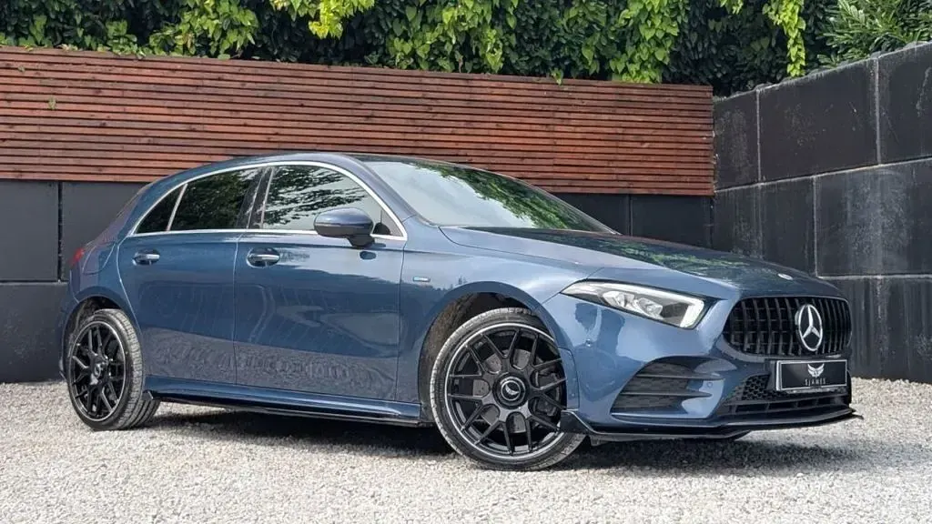 Used Mercedes A200 Executive 2023 Blue Hatchback