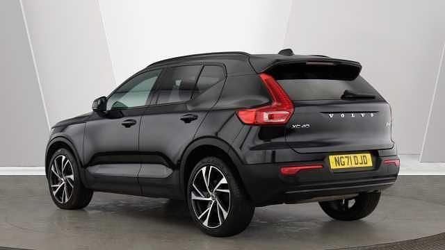 Used Volvo XC40 R-Design Pro 197 HP (144 kW) 2021 Black SUV