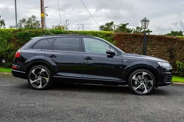 Used Audi Q7 S-Line 286 HP (210 kW) 2019 Black SUV