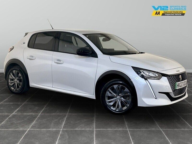 White Used 2022 Peugeot e-208 Allure Premium Hatchback | £9,295 (Good price) - Image 1/2