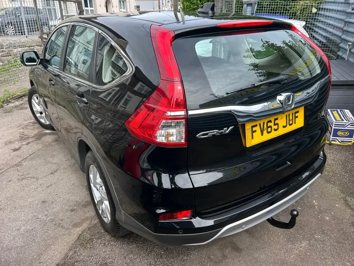 Used Honda CR-V SE 120 HP (88 kW) 2015 Black SUV