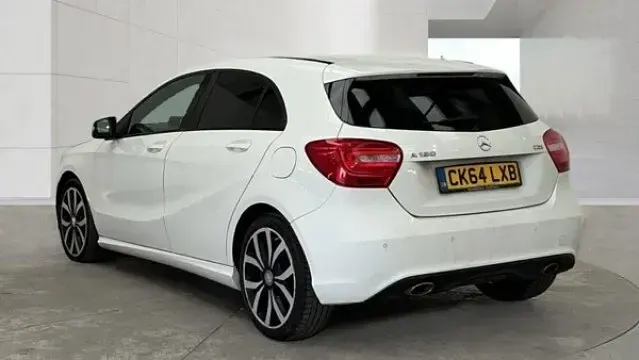 Used Mercedes A180 109 HP (80 kW) 2014 White Hatchback