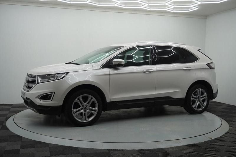 Used Ford Edge Titanium 210 HP (154 kW) 2018 White SUV