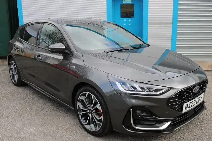 Used Ford Focus ST-Line 120 HP (88 kW) 2023 Grey Hatchback