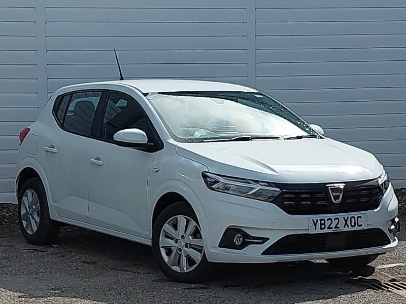 Used Dacia Sandero Comfort 91 HP (66 kW) 2022 White Hatchback