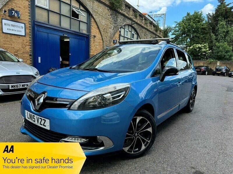 Blue Used 2015 Renault Scénic III Bose Edition MPV | £5,290 (Fair price) - Image 1/4