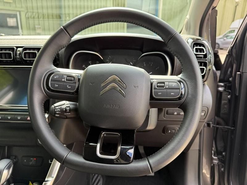 Used Citroën C3 Aircross PureTech 128 HP (94 kW) 2024 Grey SUV