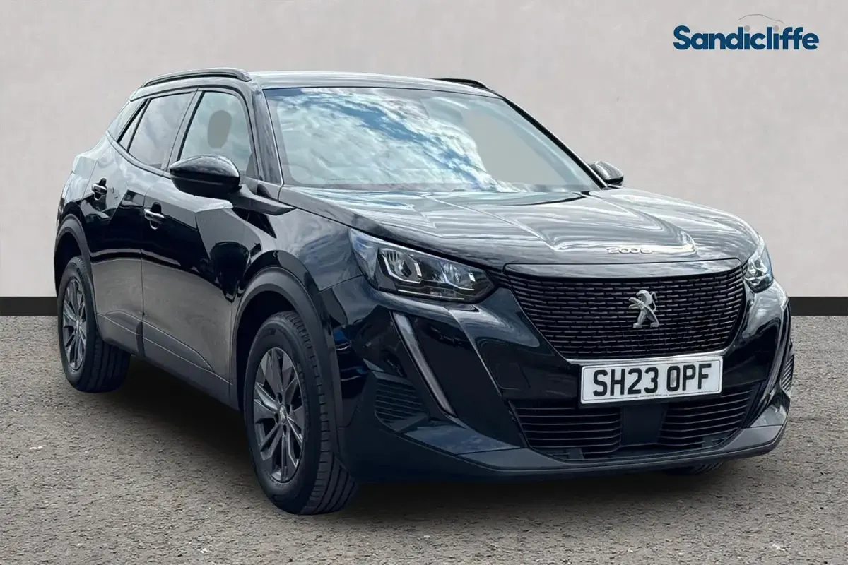 Used Peugeot 2008 Active+ 101 HP (74 kW) 2023 SUV