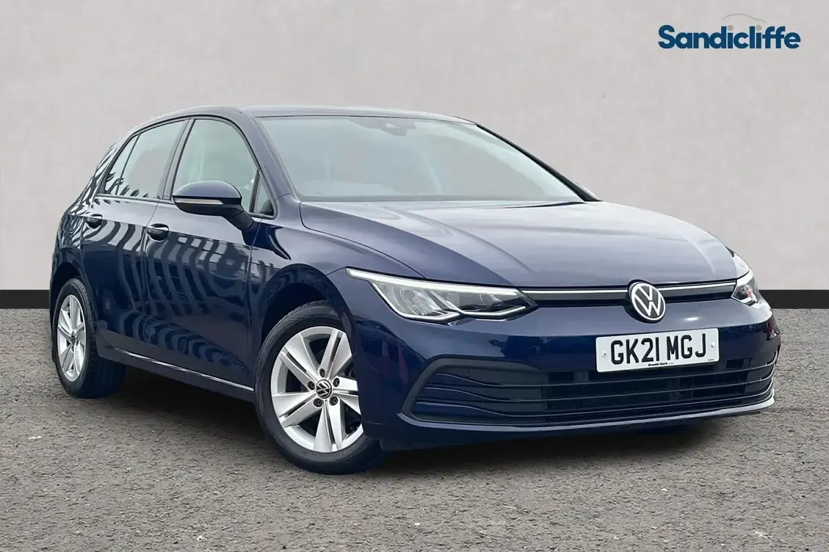 Used VW Golf VIII Life 130 HP (95 kW) 2024 Hatchback