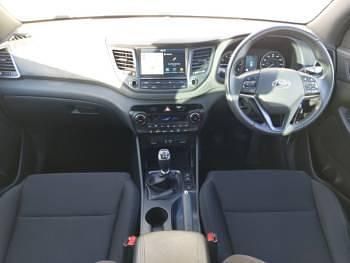 Used Hyundai Tucson GO! 177 HP (130 kW) 2018 White SUV