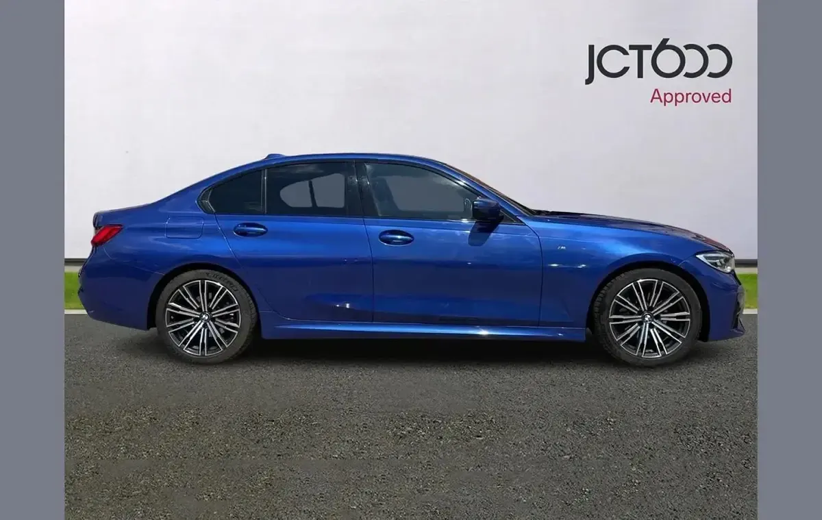 Used BMW 320 M Sport 180 HP (132 kW) 2019 Blue Sedan