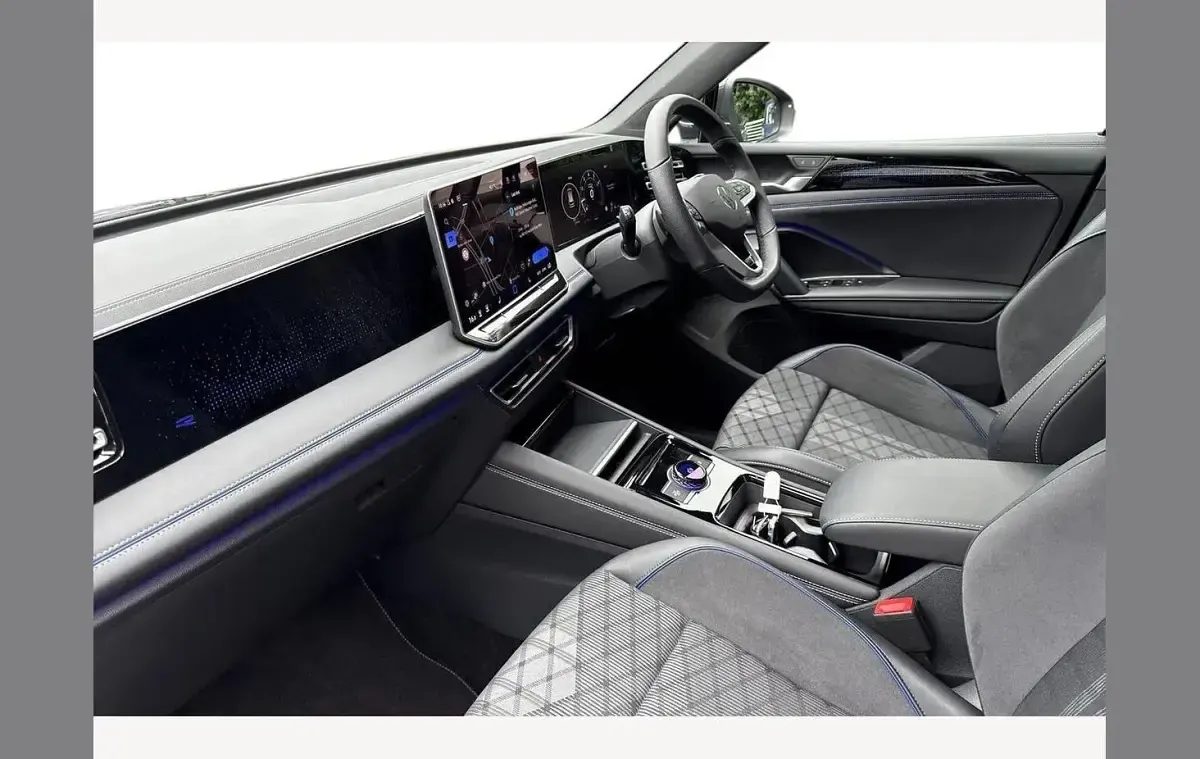New VW Tiguan R-line 150 HP (110 kW) 2026 Grey SUV