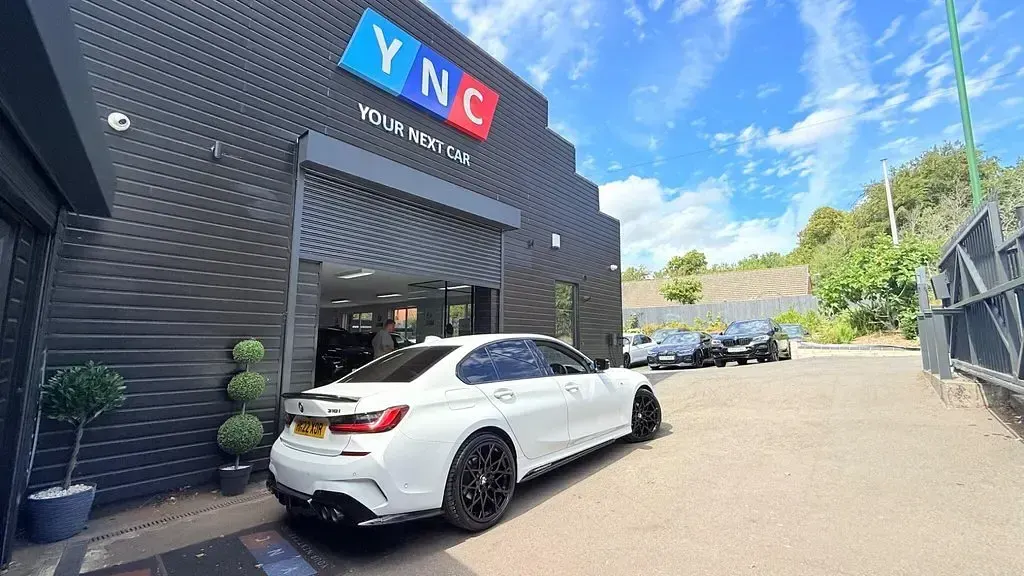Used BMW 318 M Sport 153 HP (112 kW) 2022 White Sedan