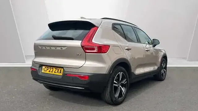 Used Volvo XC40 Plus 161 HP (118 kW) 2024 SUV