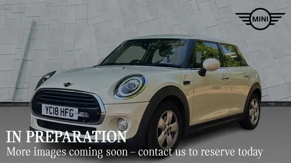 Used Mini Cooper Hatch 134 HP (98 kW) 2018 White Hatchback