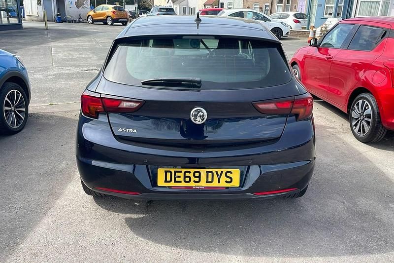 Used Vauxhall Astra Elite 150 HP (110 kW) 2019 Blue Hatchback