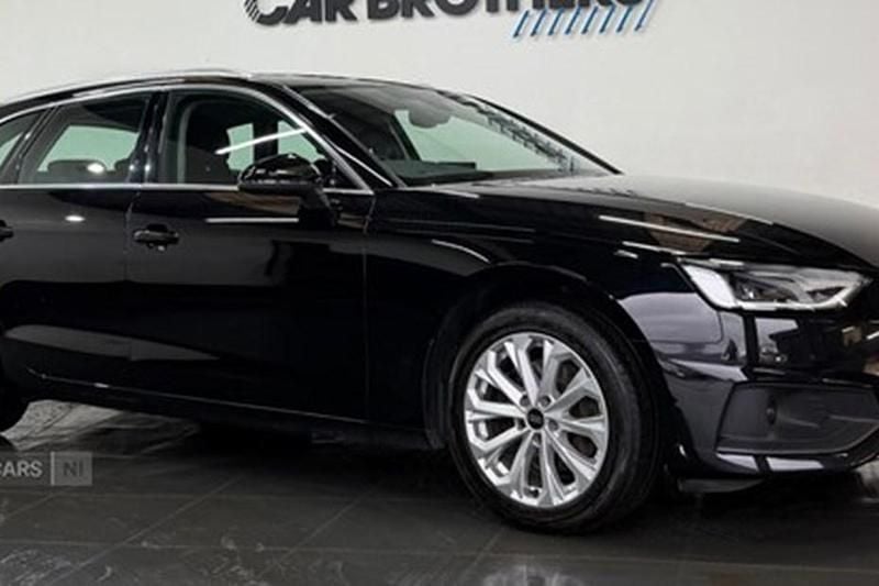 Used Audi A4 Comfort 163 HP (119 kW) 2022 Black Estate
