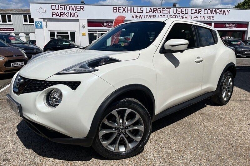 White Used 2019 Nissan Juke Tekna SUV | £11,699 (Fair price) - Image 1/1