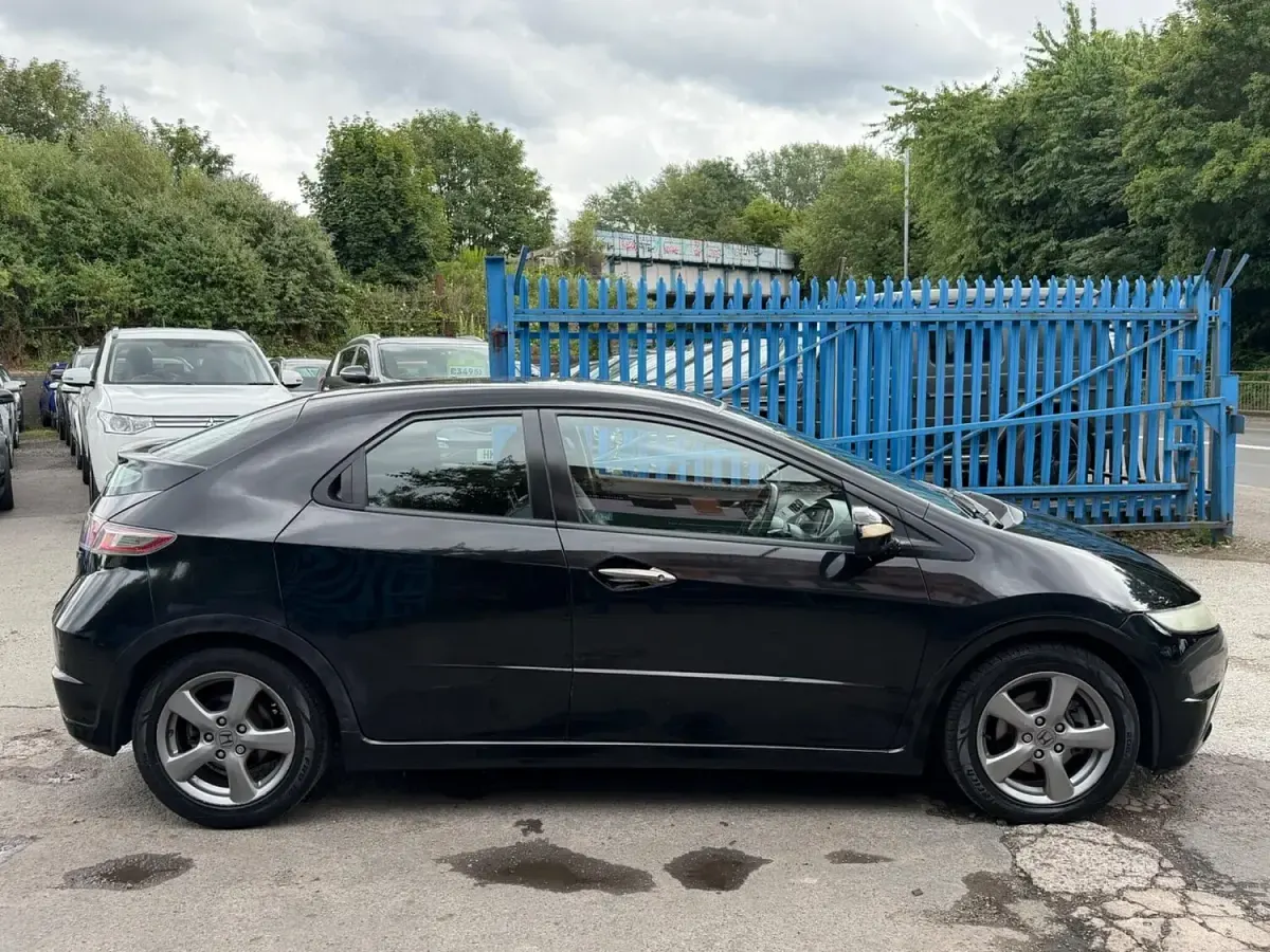 Used Honda Civic SI 98 HP (72 kW) 2011 Black Hatchback